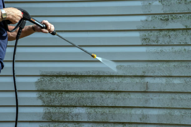 Animal Enclosure Cleaning in Browns Lake, WI
